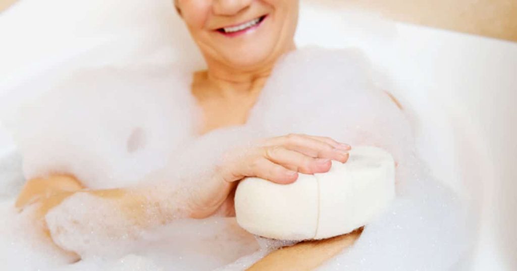 انواع دستمال حمام برای سالمندان