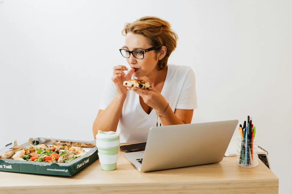 سودوموناس آئروژینوزا چگونه منتقل می شود؟